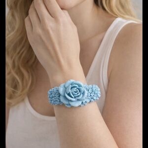 Elegant Blue Floral 3D Bracelet